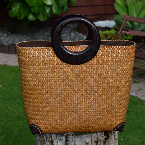 Stunning designer krajood bag