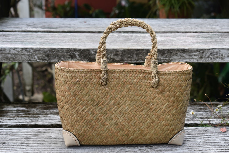 handwoven bag with zip 